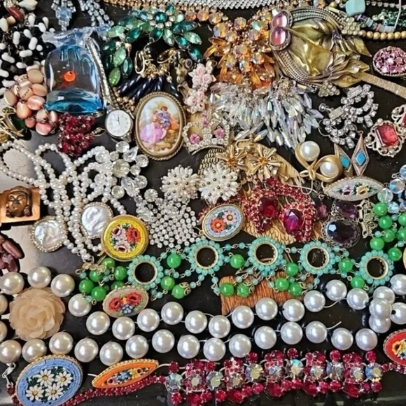 2 LB Luxury High End designer jewelry lot~ signed and unsigned mostly wearable - Picture 2 of 11